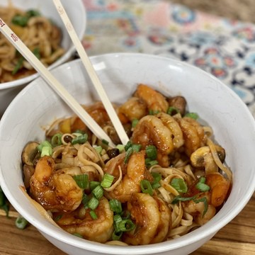 Asian Shrimp & Garlic Noodles