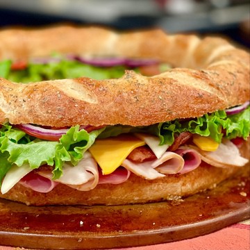 A sub sandwich ring.