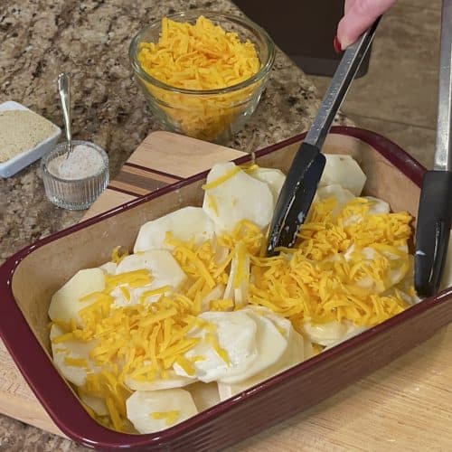 Easy Cheesy Potatoes - Dinner in 321
