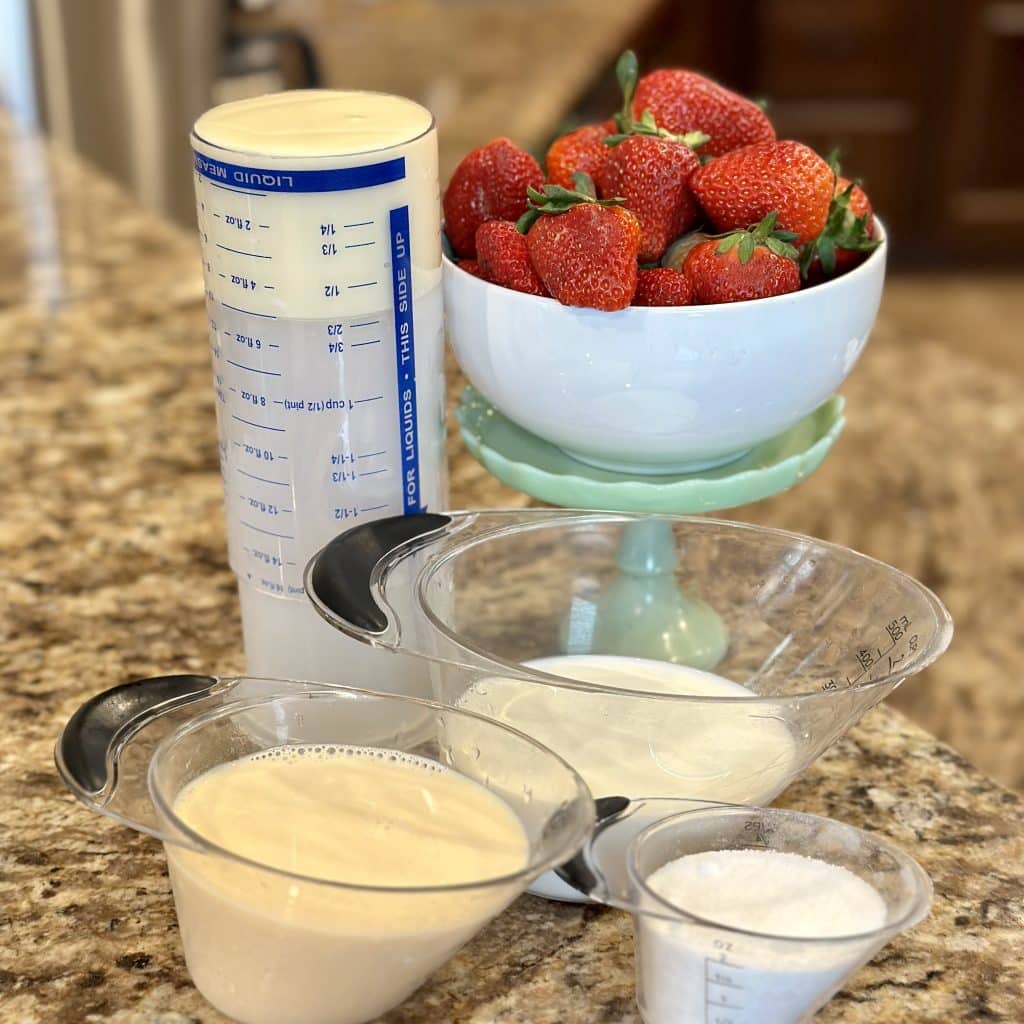 Ingredients for a 3 milk strawberry topping