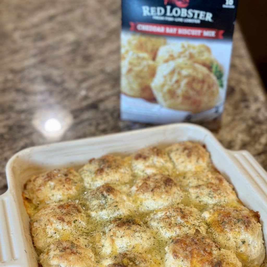 A pan of garlic butter biscuits