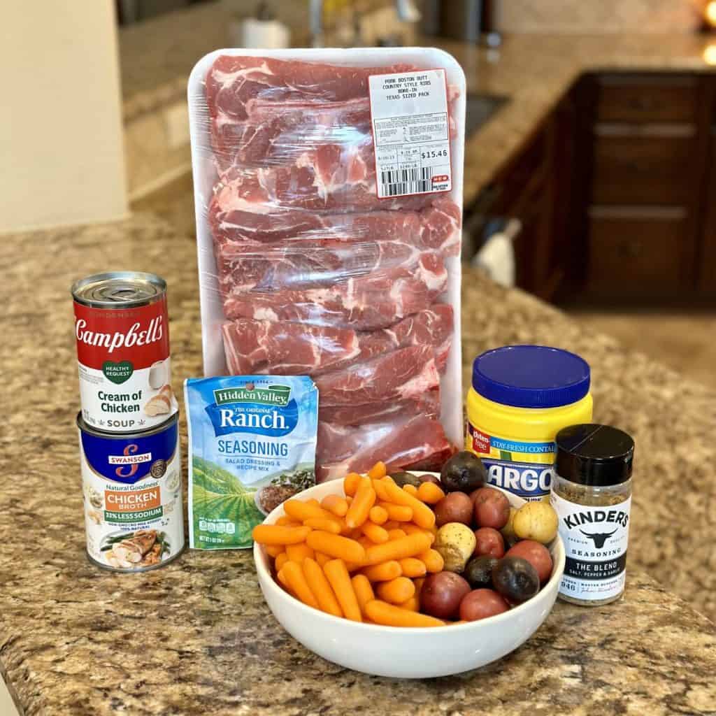 Ingredients needed to make ranch country style ribs.