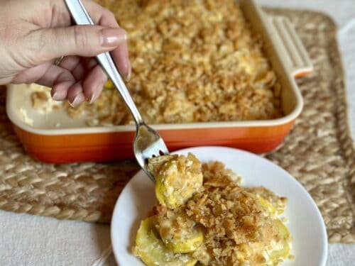 squash dressing with sour cream Gigi's Summer Squash Casserole with Sour Cream