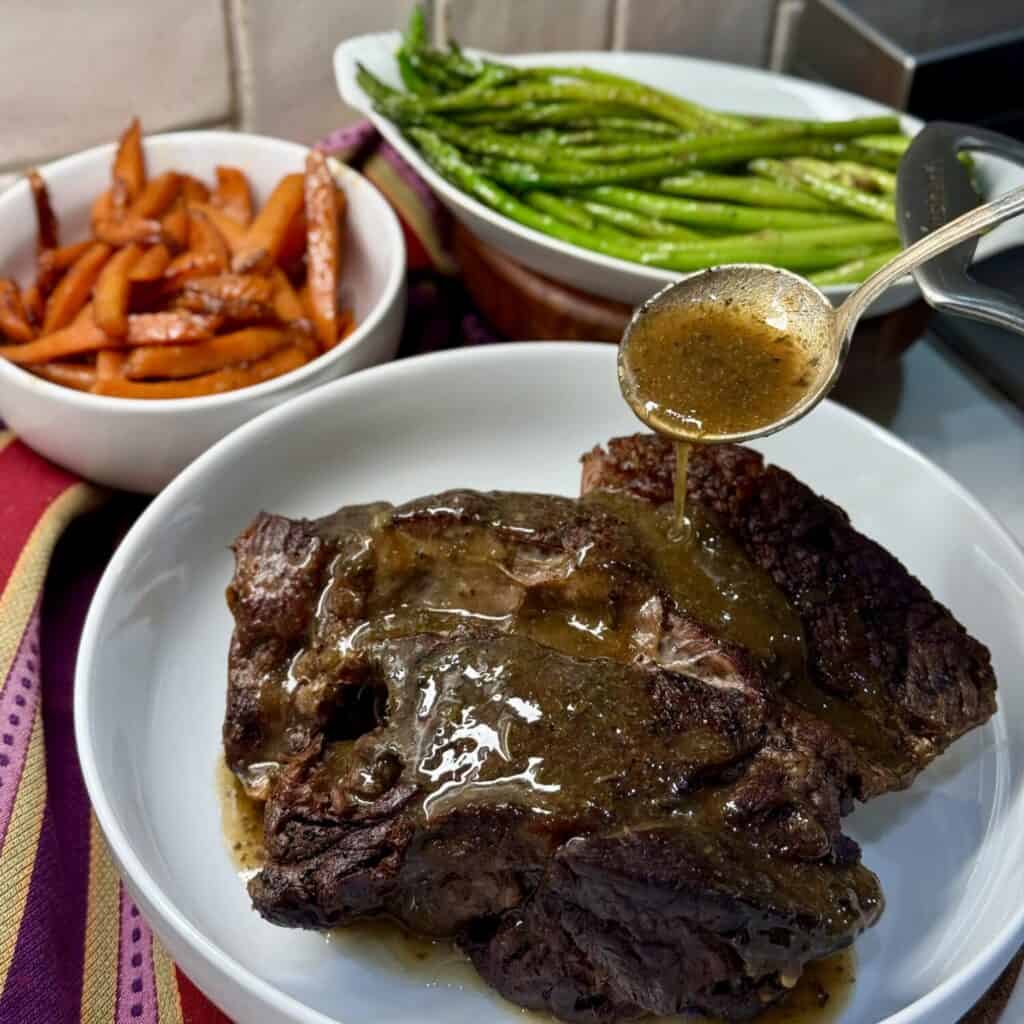 Oven pot roast with asparagus and carrots.