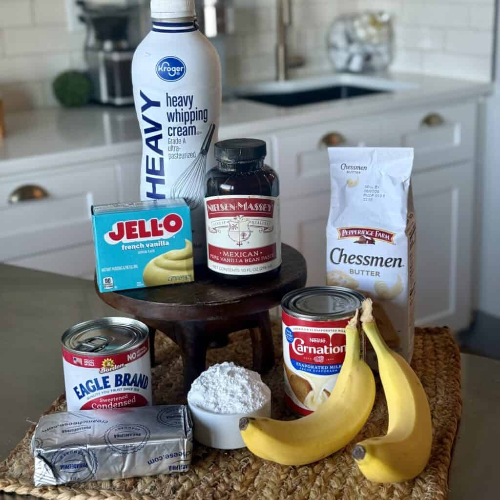 The ingredients to make Chessman Banana Pudding.