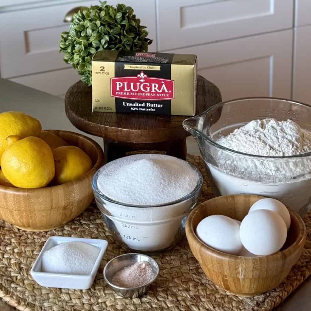 The ingredients to make shaker lemon pie.