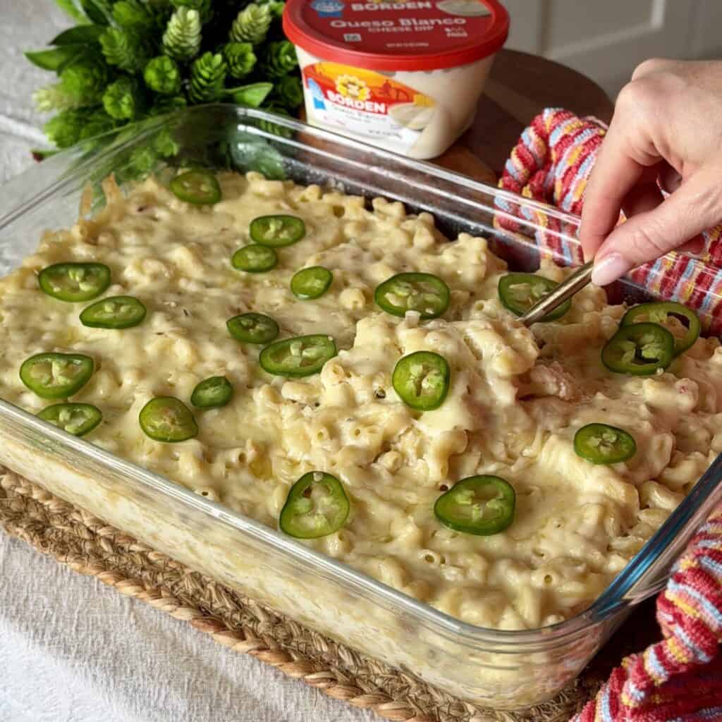 A pan of Mac and Cheese.