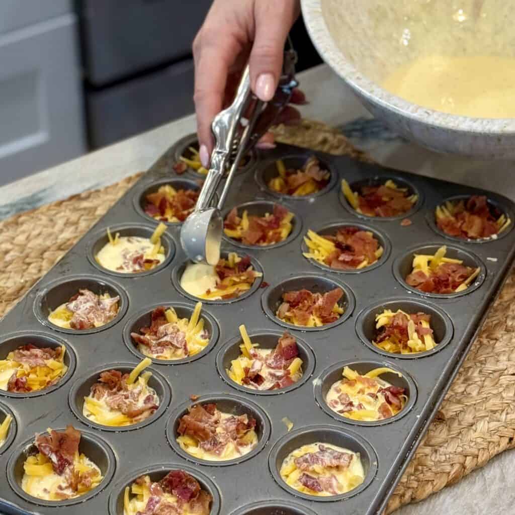 Adding in the egg mixture to the pan.