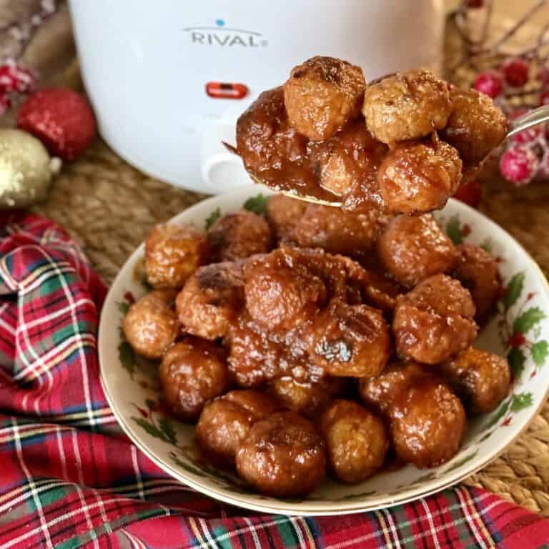 A plate of Cranberry Meatballs.