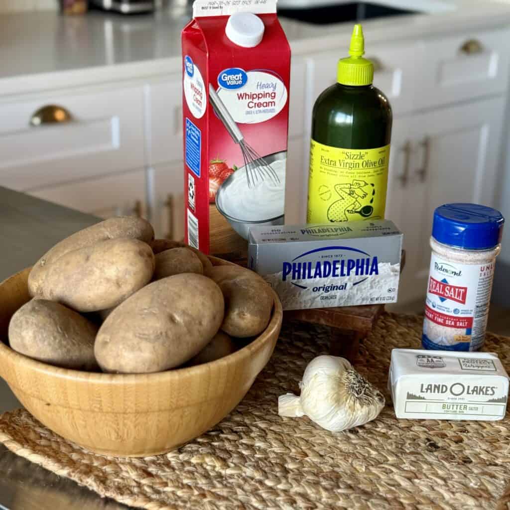 Ingredients for Roasted Garlic Mashed Potatoes.