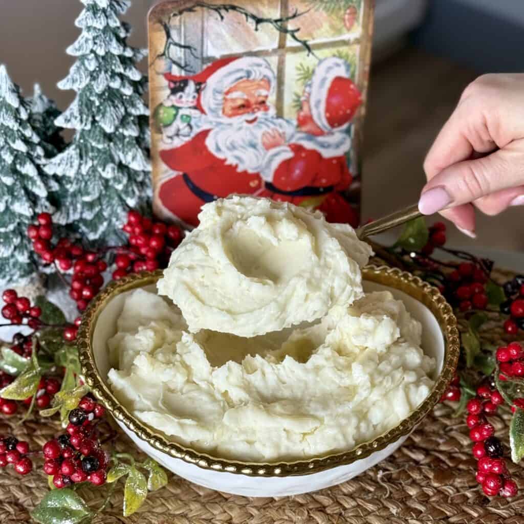 A bowl of Roasted Garlic Mashed Potatoes.